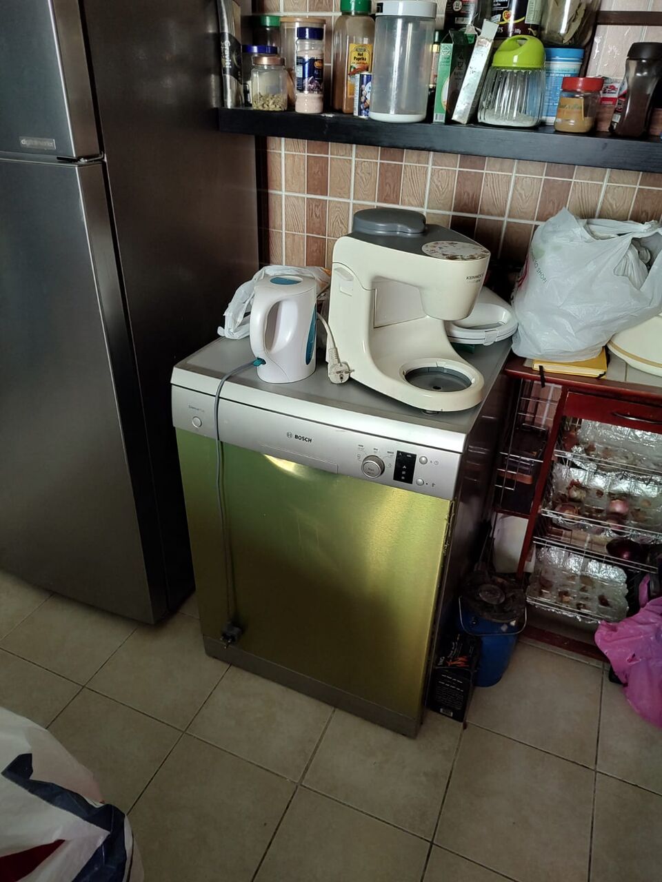Al Mounsiyah, Furniture, SAR 1,  Household Items For Sale Going On Exit