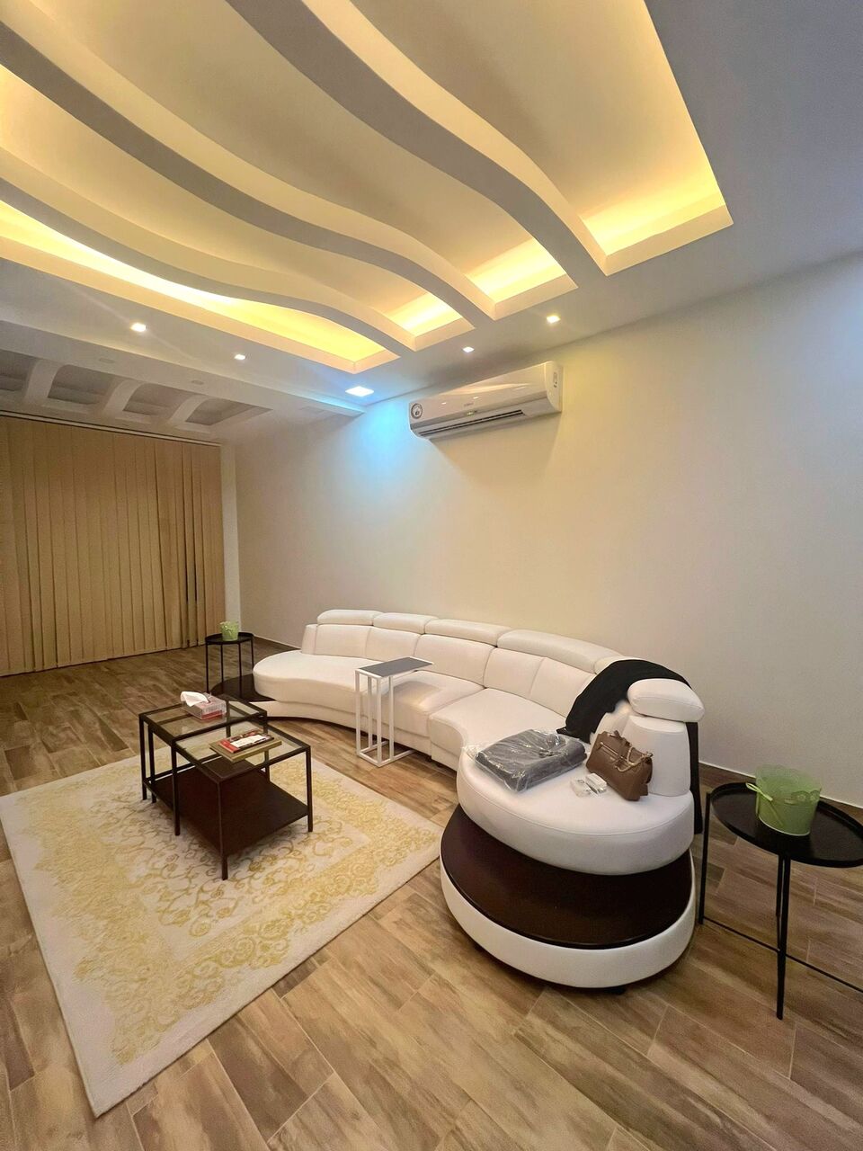 Galali, Villas, BHD 800,  Furnished,  244 Sq. Meter,  Beautiful 3 BR Fully Furnished Villa With Private Pool For Rent Galali