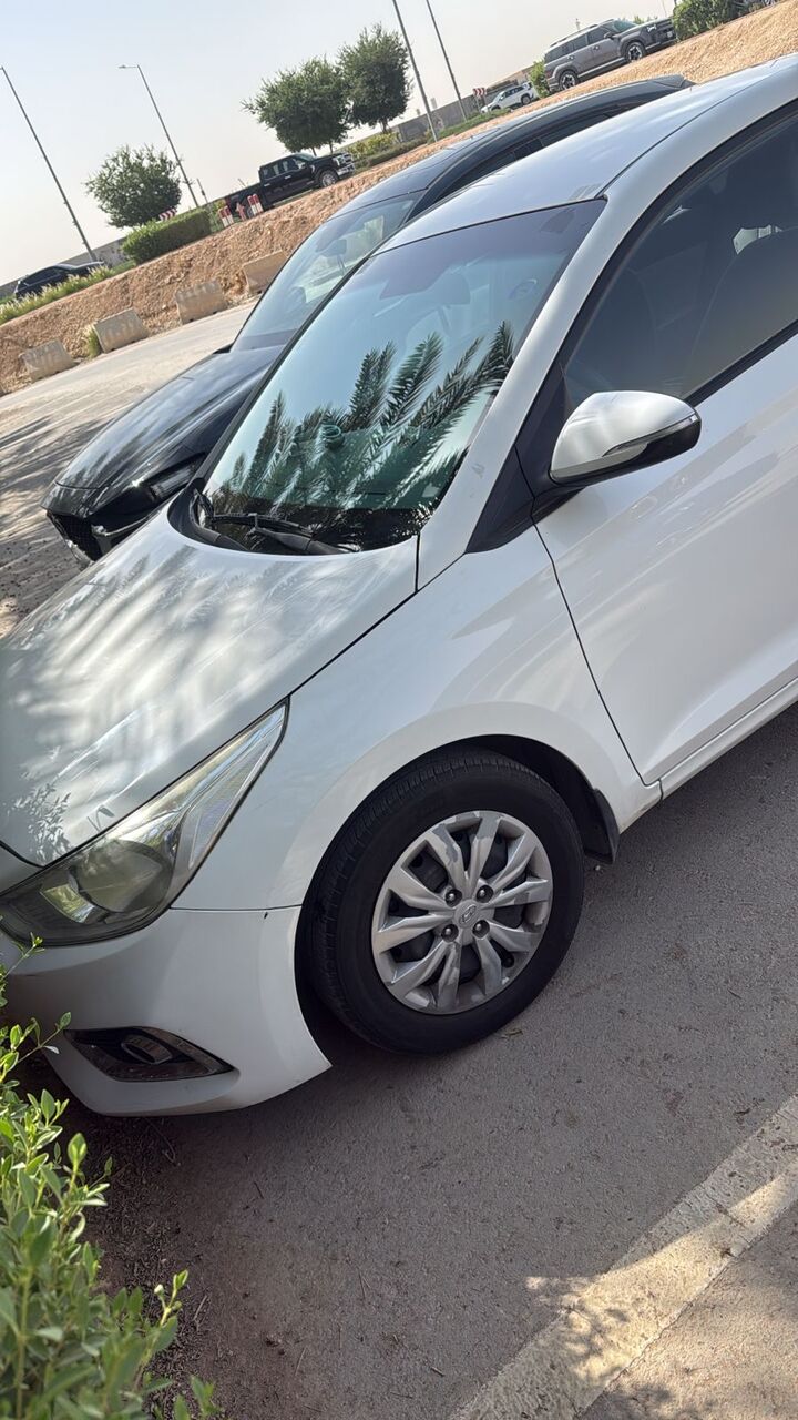 Al Malaz, Vehicles, Cars & Trucks , SAR 37000,  Hyundai Accent,  2020,  Automatic,  142874 KM,    Model For Sale