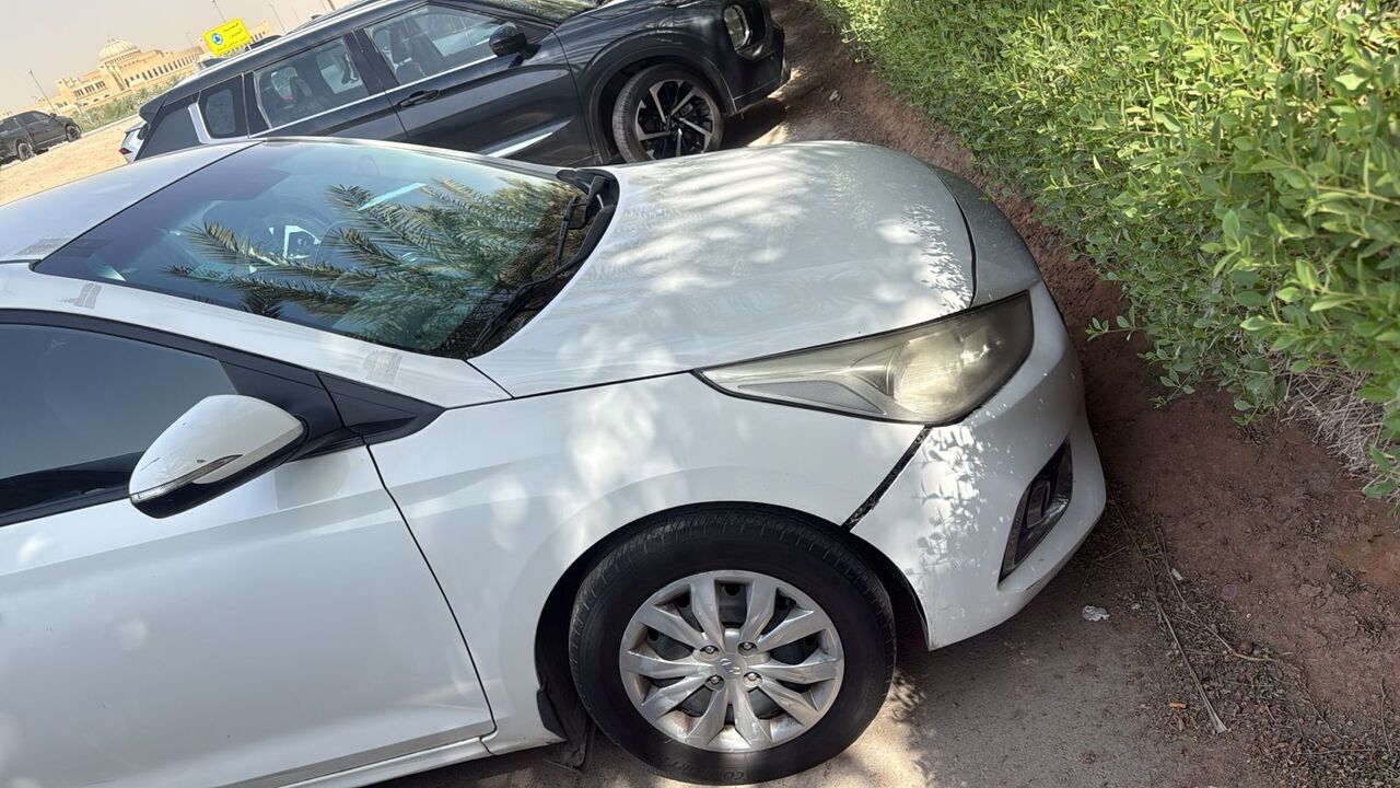 Al Malaz, Vehicles, Cars & Trucks , SAR 37000,  Hyundai Accent,  2020,  Automatic,  142874 KM,    Model For Sale