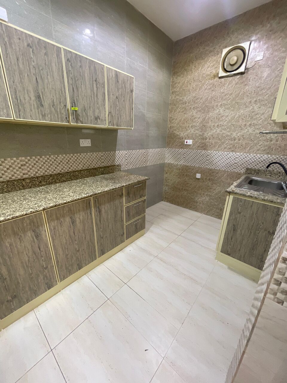 Tubli, Villas, BHD 185,  1BHK In Tubli Behind Ansar Gallery
