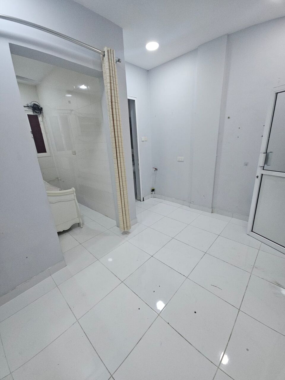 Kabul, Apartments, Flats, Houses & Villas, AFN 130/month,  100 Sq. Meter,  Studio Apartment For Rent In Manama
