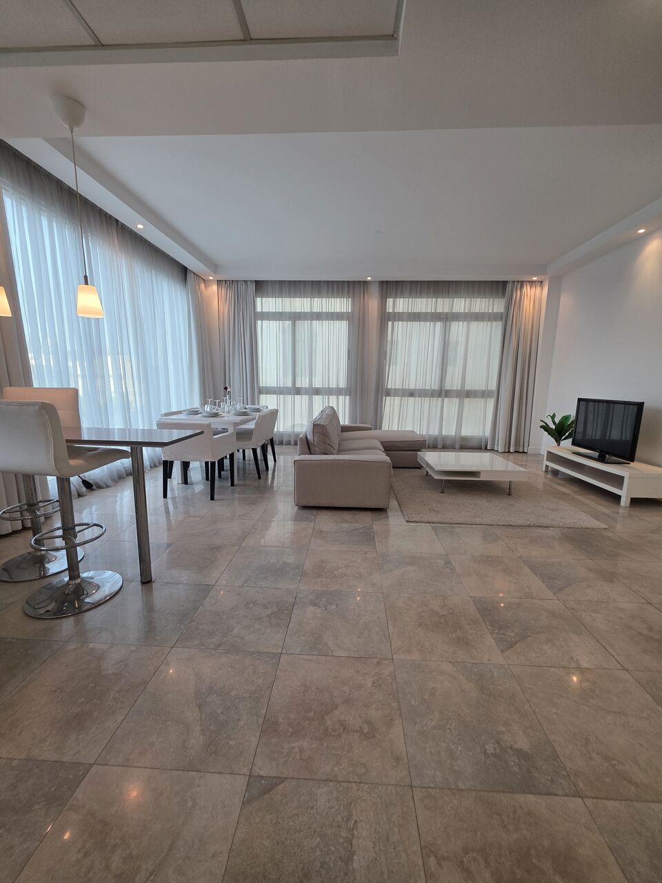 Manama, Apartments, Flats, Houses & Villas, BHD 450/month,  2 BR,  #2BATHROOM Hall Kitchen Open With Electricity Fully Furnished Balcony Car Parking