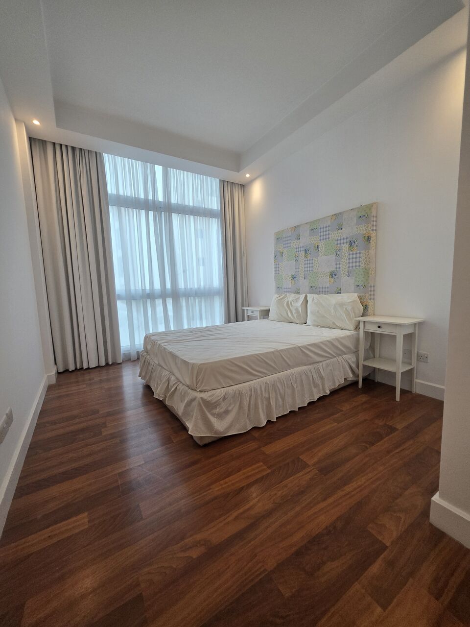 Manama, Apartments, Flats, Houses & Villas, BHD 450/month,  2 BR,  #2BATHROOM Hall Kitchen Open With Electricity Fully Furnished Balcony Car Parking