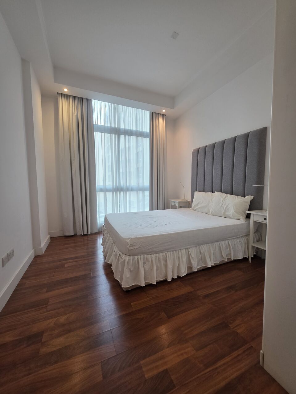 Manama, Apartments, Flats, Houses & Villas, BHD 455/month,  2 BR,  &2BATHROOM Hall Kitchen Open With Electricity Fully Furnished Balcony Car Parking