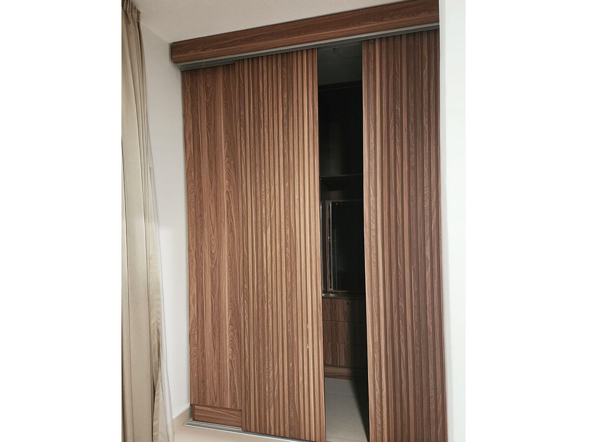 Riyadh, Furniture, SAR 950,  Moving Out Sale &ndash; Custom Walk-In Wardrobe (Used Only 1.5 Years)