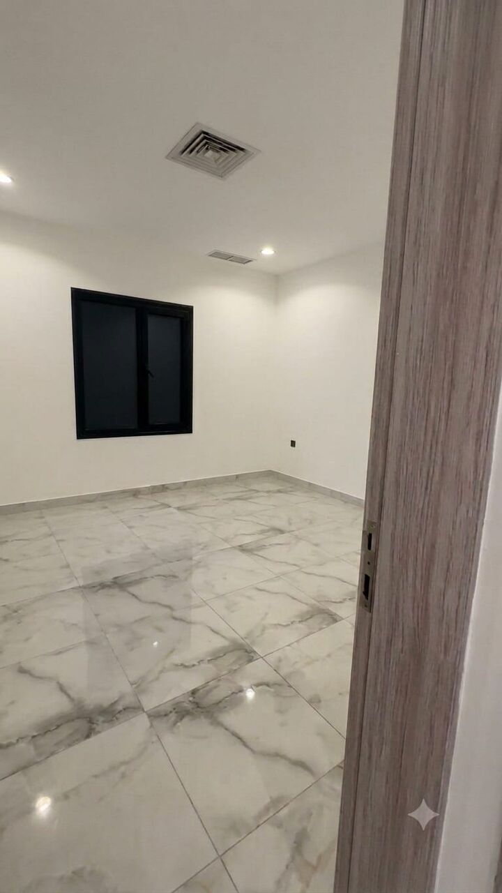Kuwait City, Apartments, Flats, Houses & Villas, KWD 600/month,  4 BR,  For Rent In Andalus, First Floor, Super Deluxe Apartment.