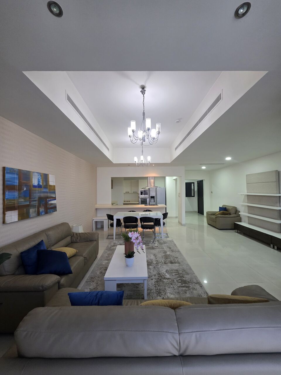 Mahooz, Apartments, Flats, Houses & Villas, BHD 550/month,  3 BR,  Parking - Gym , Pool WiFi - Fully Furnished 3 BHK Balcony Flat With Ewa @550/BD In Mahooz