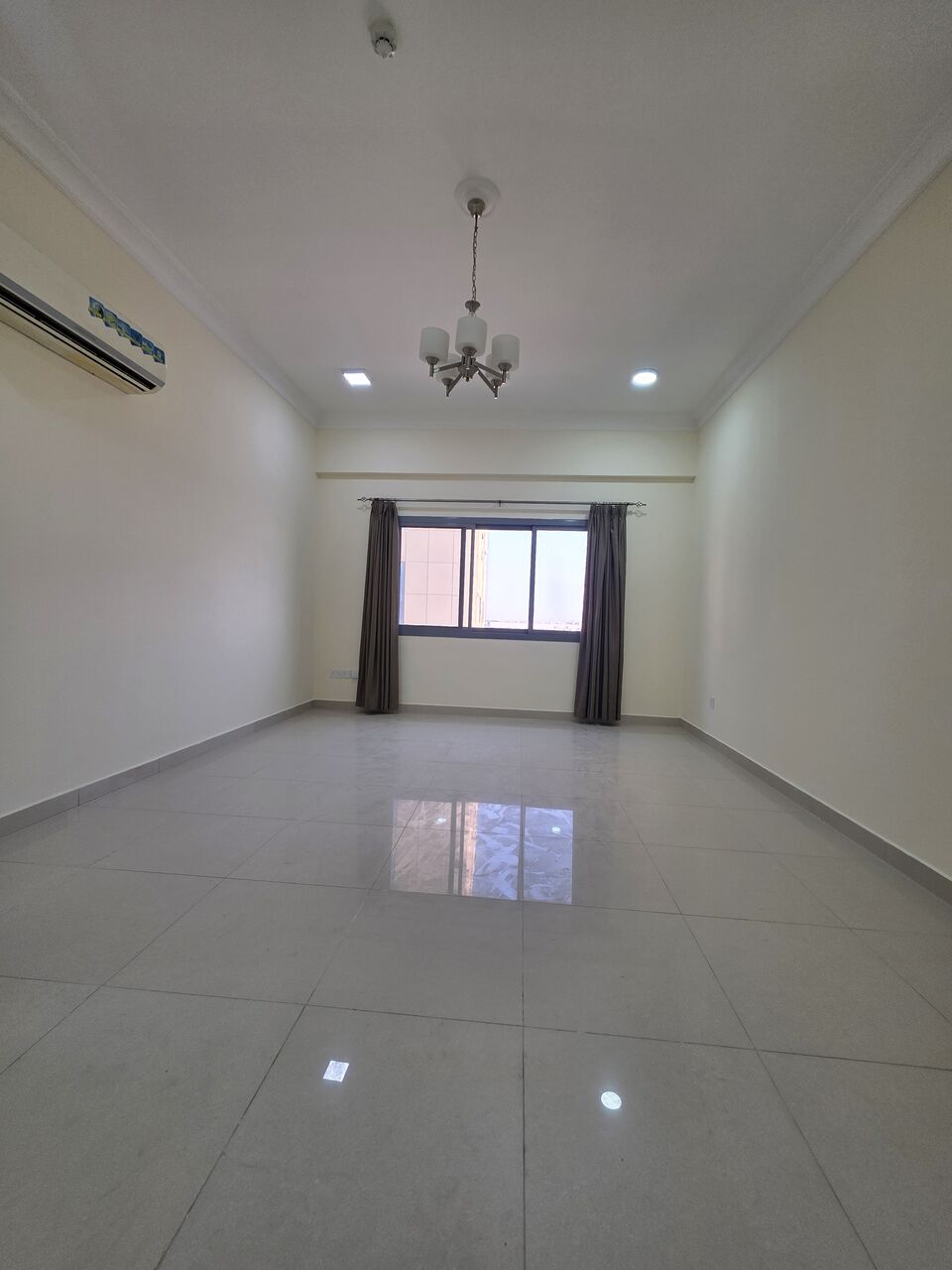 Umm Al Hassam, Apartments, Flats, Houses & Villas, BHD 300/month,  2 BR,  - Very Neet Semi Furnished 2 BHK Family Flat With Ewa & Parking @300/BD In Um Al Assam