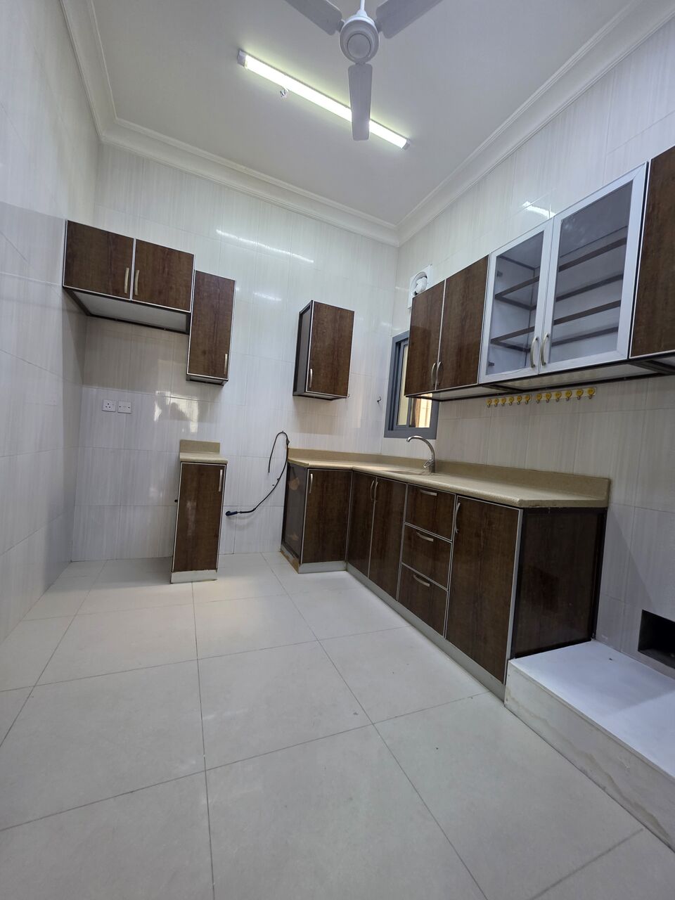 Umm Al Hassam, Apartments, Flats, Houses & Villas, BHD 300/month,  2 BR,  - Very Neet Semi Furnished 2 BHK Family Flat With Ewa & Parking @300/BD In Um Al Assam