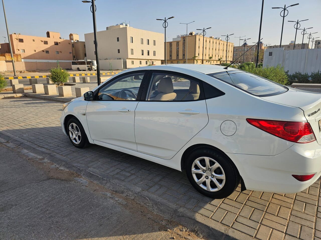 Riyadh, Vehicles, Cars & Trucks , SAR 19500,  Hyundai Accent,  2013,  Automatic,  165000 KM,    |  |  White | 165,000 Km |  SAR 19,500