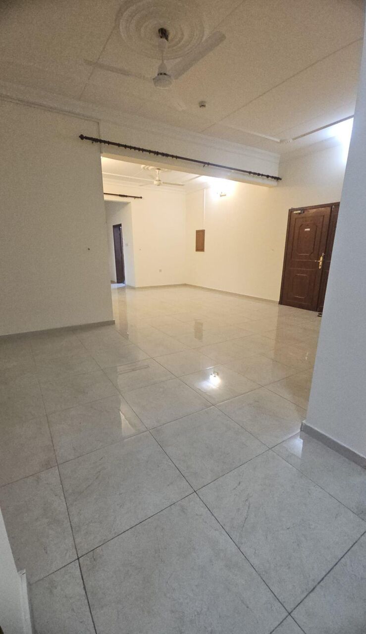 Gudaibiya, Apartments, Flats, Houses & Villas, BHD 280/month,  3 BR,  3 Bedroom Semi Furnished Flat For Rent With Ewa