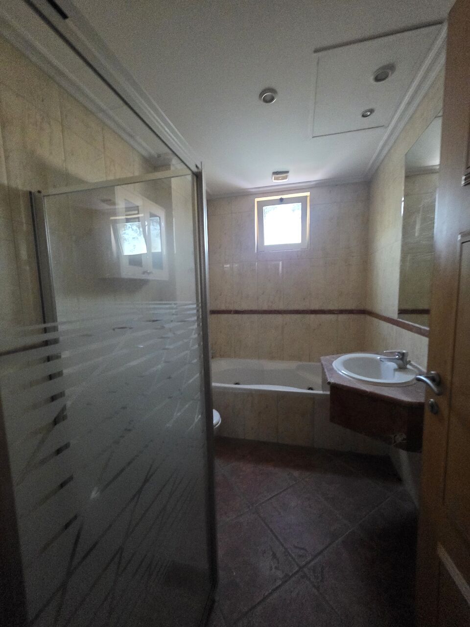 Umm Al Hassam, Apartments, Flats, Houses & Villas, BHD 350/month,  Furnished,  2 BR,  - Parking & Gym Pool - Very Spacious 2 BHK Family Flat Without Ewa @350/BD In Umal Assam