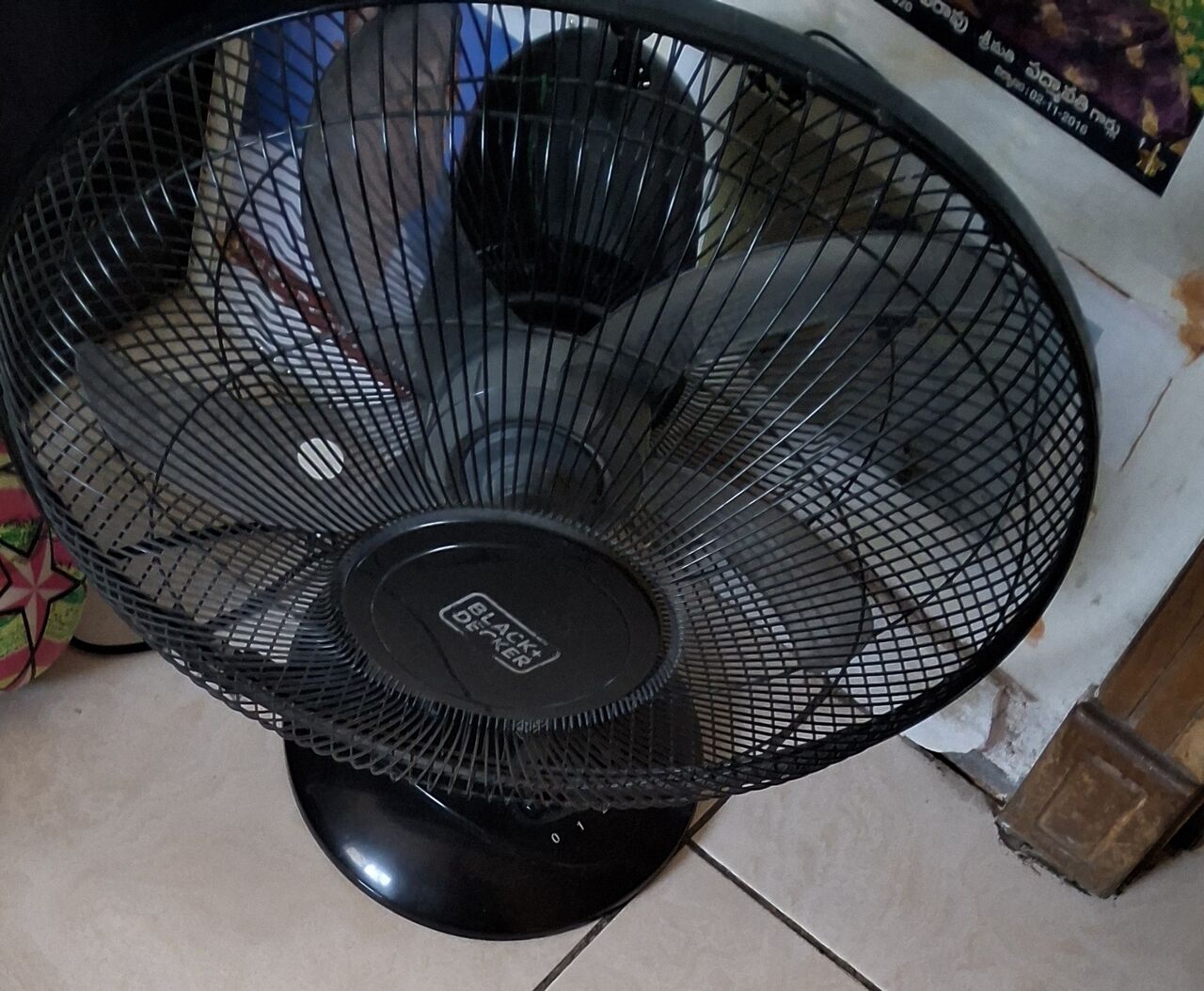 Al Khobar Al Shamalia, Furniture, SAR 200,  Table Fans(2),Celine Fans(1)