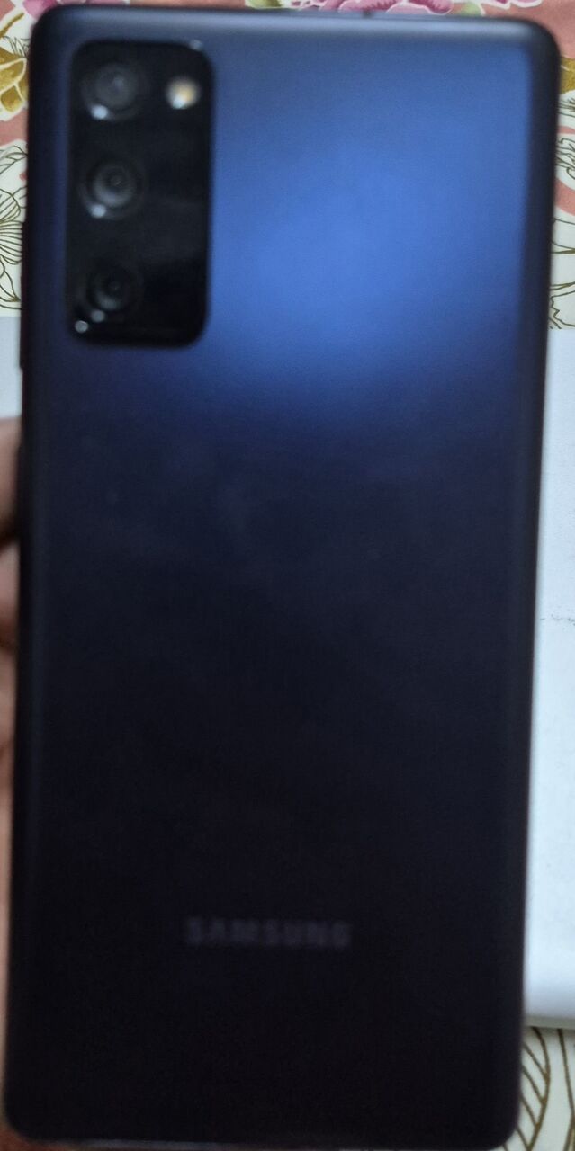 Riyadh, Mobile Phones, SAR 600,  Samsung Galaxy S20 FE (Navy Blue)