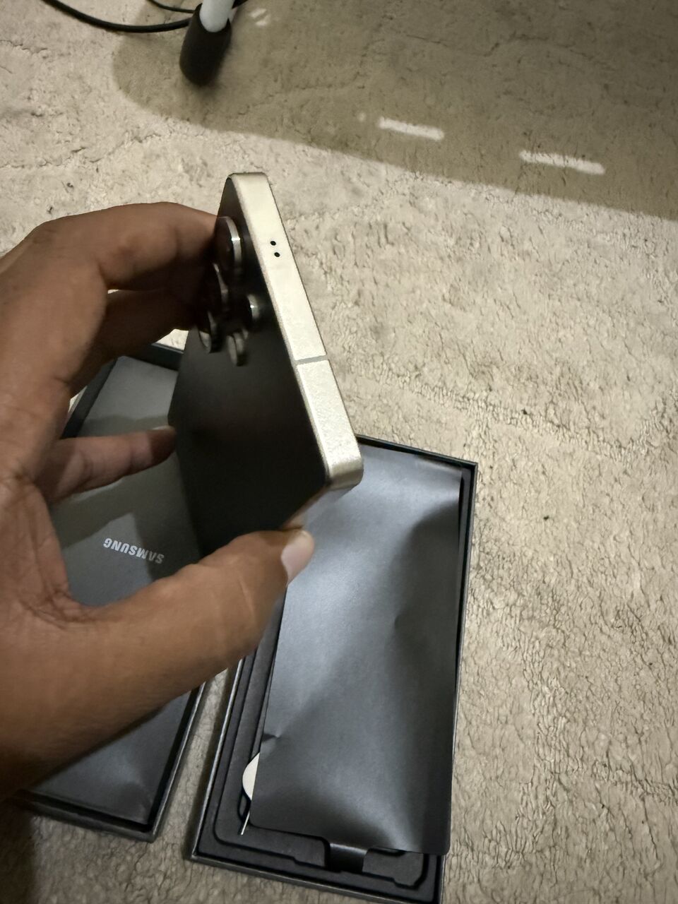 Al Adama, Mobile Phones, SAR 3000,  SAMSUNG S25 ULTRA - TITANIUM BLACK - 256GB MEMORY - 12GB RAM