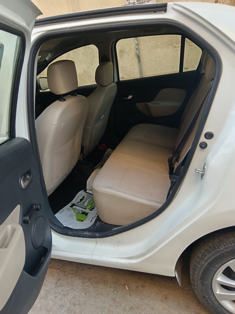 Riyadh, Vehicles, Cars & Trucks , SAR 20000,  RENAULT SYMBOL,  2020,  Automatic,  87000 KM,  URGENT SALE  For Sale Good Condition Single Hand Only Used For Room To Office