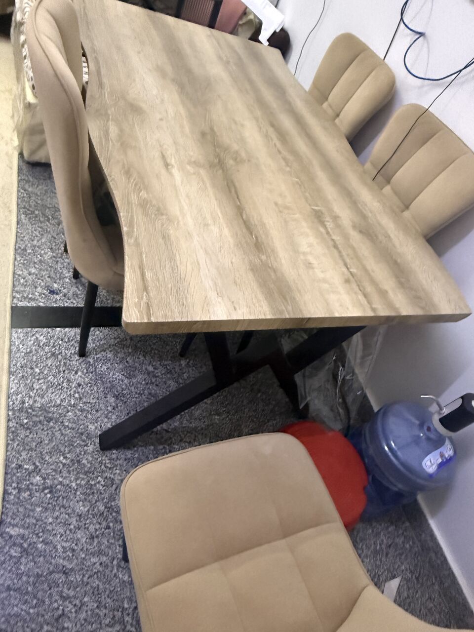 Riyadh, Furniture, SAR 500,  Sturdy Wooden Dining Table With 6 Chairs