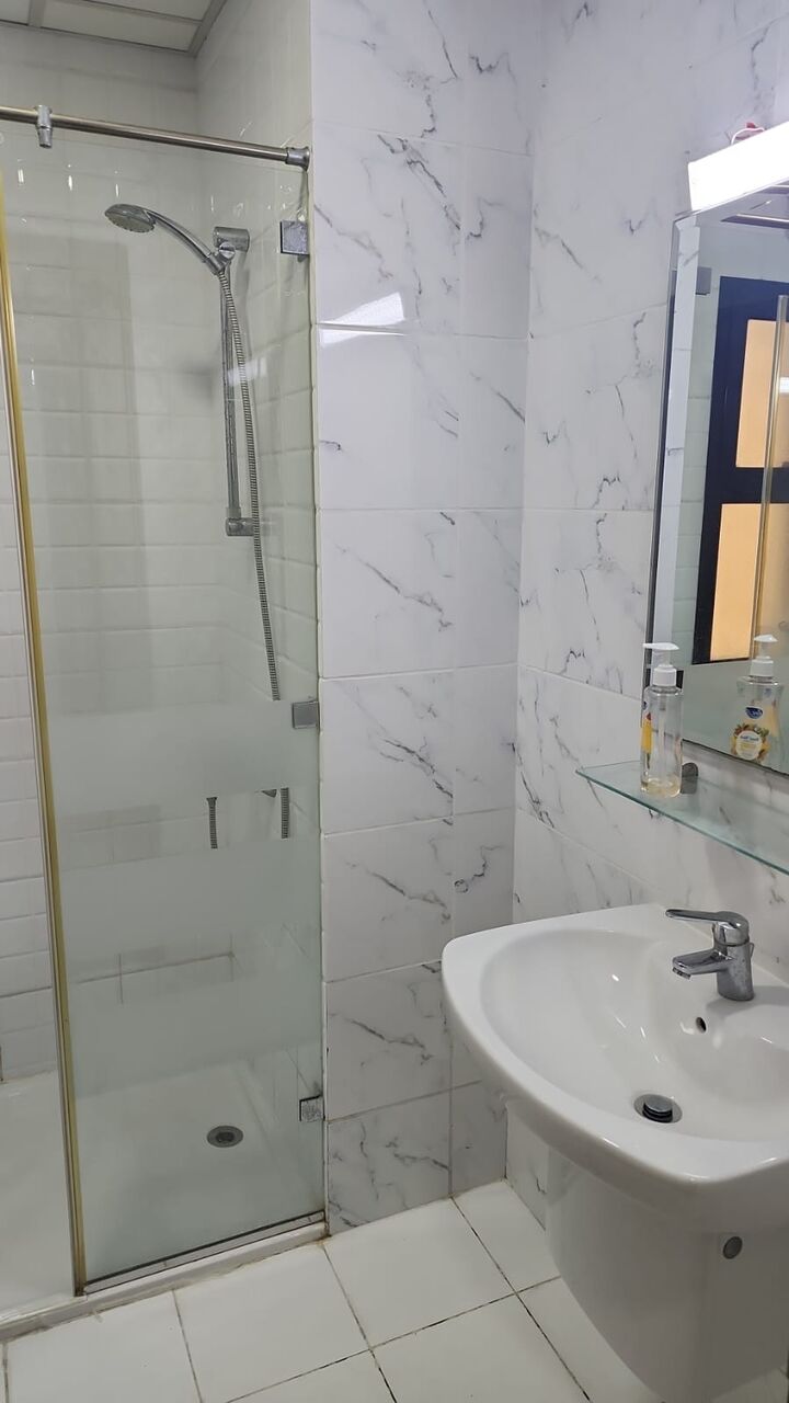 Manama, Apartments, Flats, Houses & Villas, BHD 250/year,  2 BR,  Apartment For Rent In Busitteen 2bhk Semi Furnished With Electricity