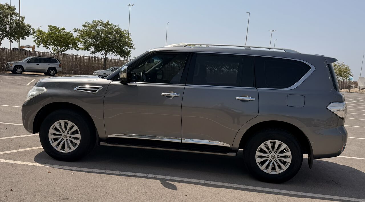 Juffair, Vehicles, Cars & Trucks , BHD 11000,  Nissan Patrol,  2017,  Automatic,  89500 KM,  For Sale-