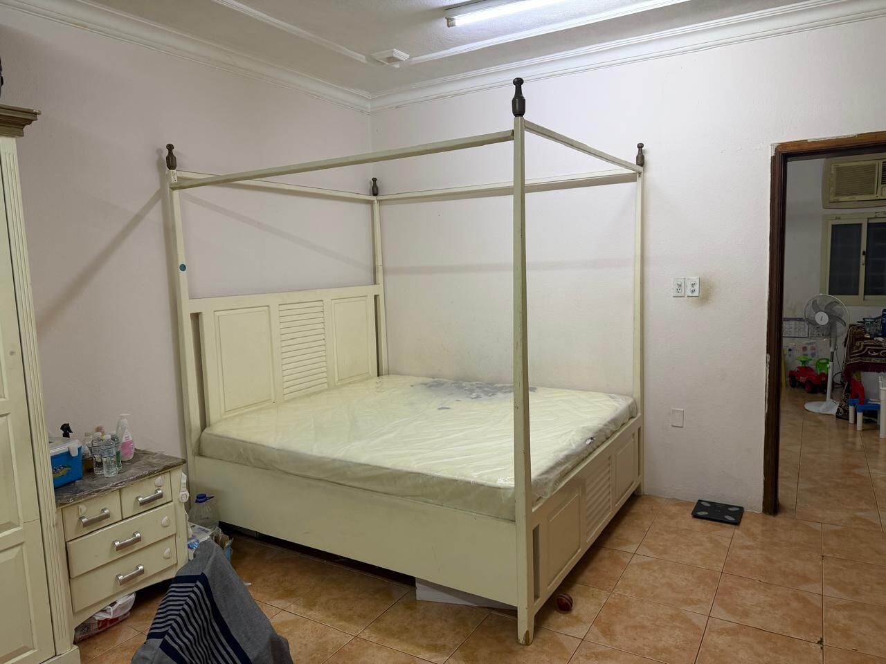 Al Adama, Furniture, SAR 550,  Queen Size Bed (200x180cm )+ Medical Mattress For Sale &ndash; 550 SAR