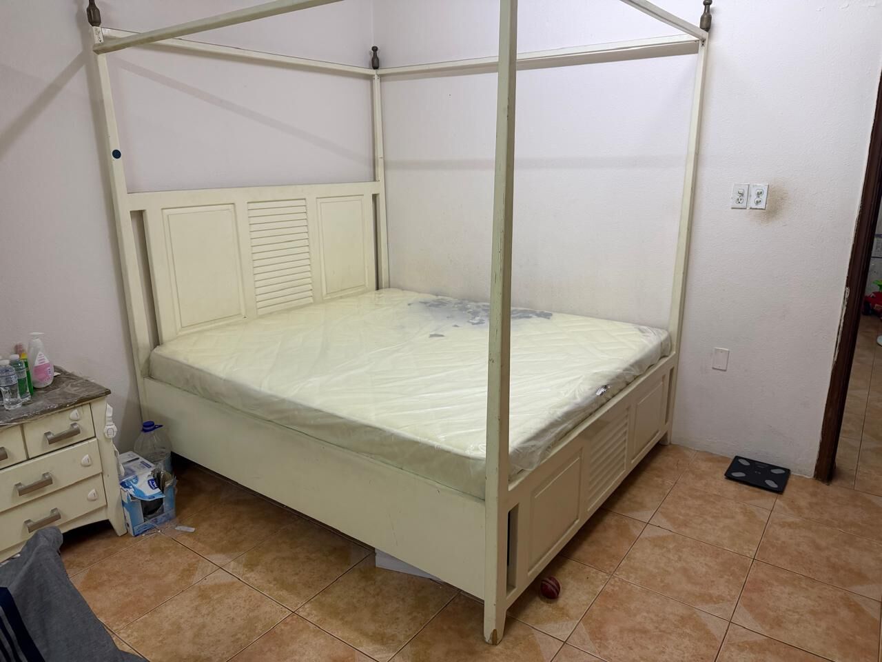 Al Adama, Furniture, SAR 550,  Queen Size Bed (200x180cm )+ Medical Mattress For Sale &ndash; 550 SAR