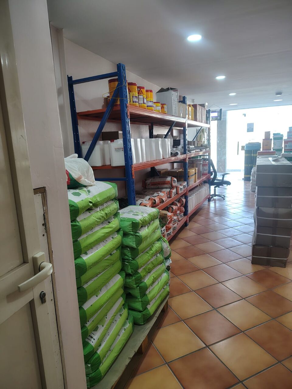 Dammam, Materials, SAR 100000,  Shop For Sale