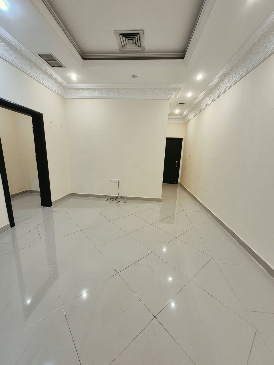 Kuwait City, Apartments, Flats, Houses & Villas, KWD 500/month,  3 BR,  Apartment For Rent In Al-Siddiq Consisting Of 3 Rooms: