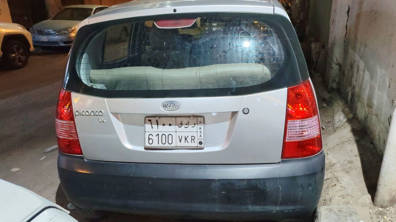 Riyadh, Vehicles, Cars & Trucks , SAR 10000,  Kia Picanto,  2007,  Manual,  200000 KM,  For Sale:   &ndash;  Transmission (fuel-efficient Vehicle)