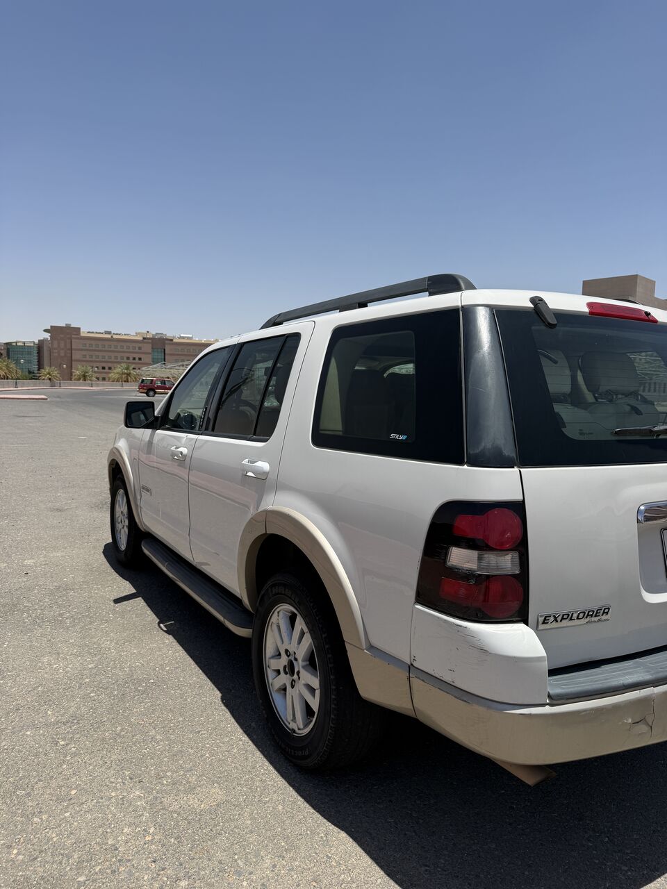 Riyadh, Vehicles, Cars & Trucks , SAR 15000,  Ford Explorer,  2008,  Automatic,  257000 KM,   Is For Sale