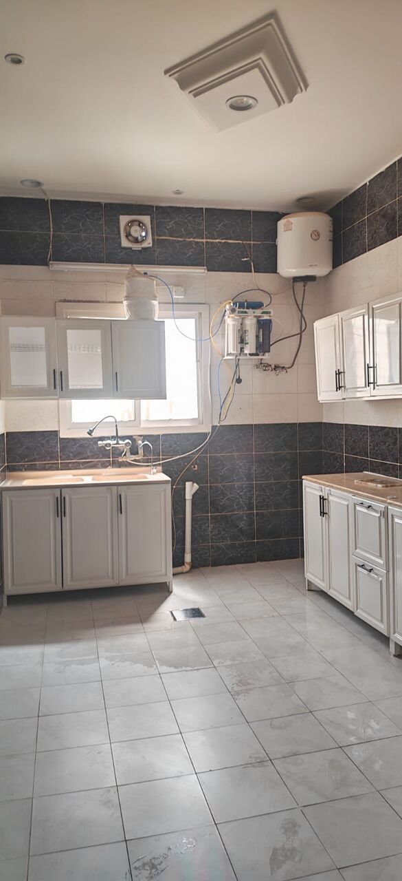 Al Rawdah, Apartments, Flats, Houses & Villas, SAR 35000/year,  3 BR,  Family Apartment Fist Floor With AC Kitchen Installed Large House With 3 Beadrooms