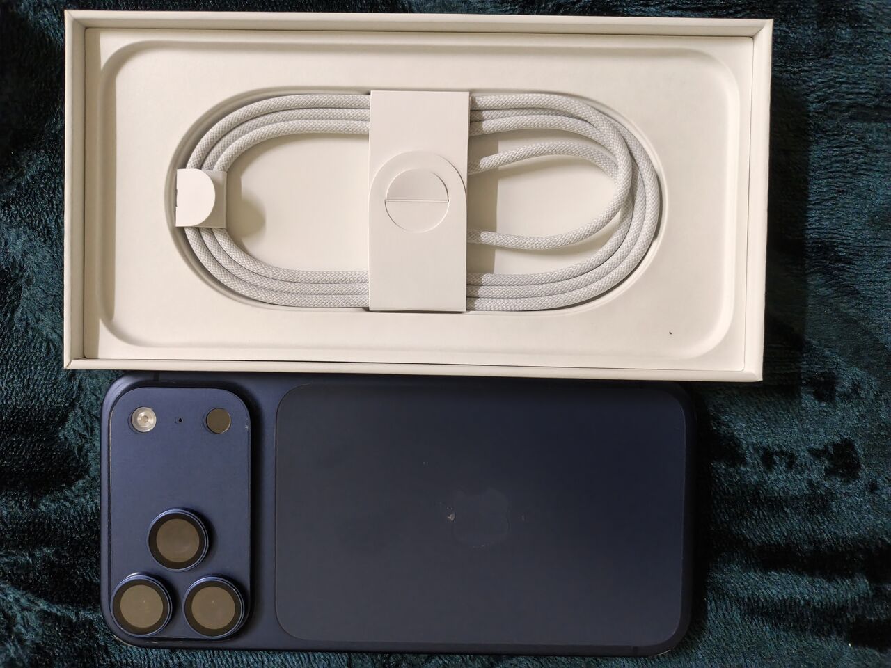 Khobar, Mobile Phones, SAR 4800,  Iphone 17 Pro Max Blue