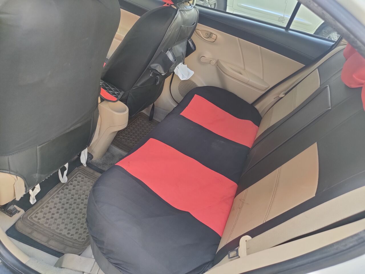 Al Faisaliah West, Vehicles, Cars & Trucks , SAR 18,  Toyota Yaris,  2014,  Manual,  336 KM,
