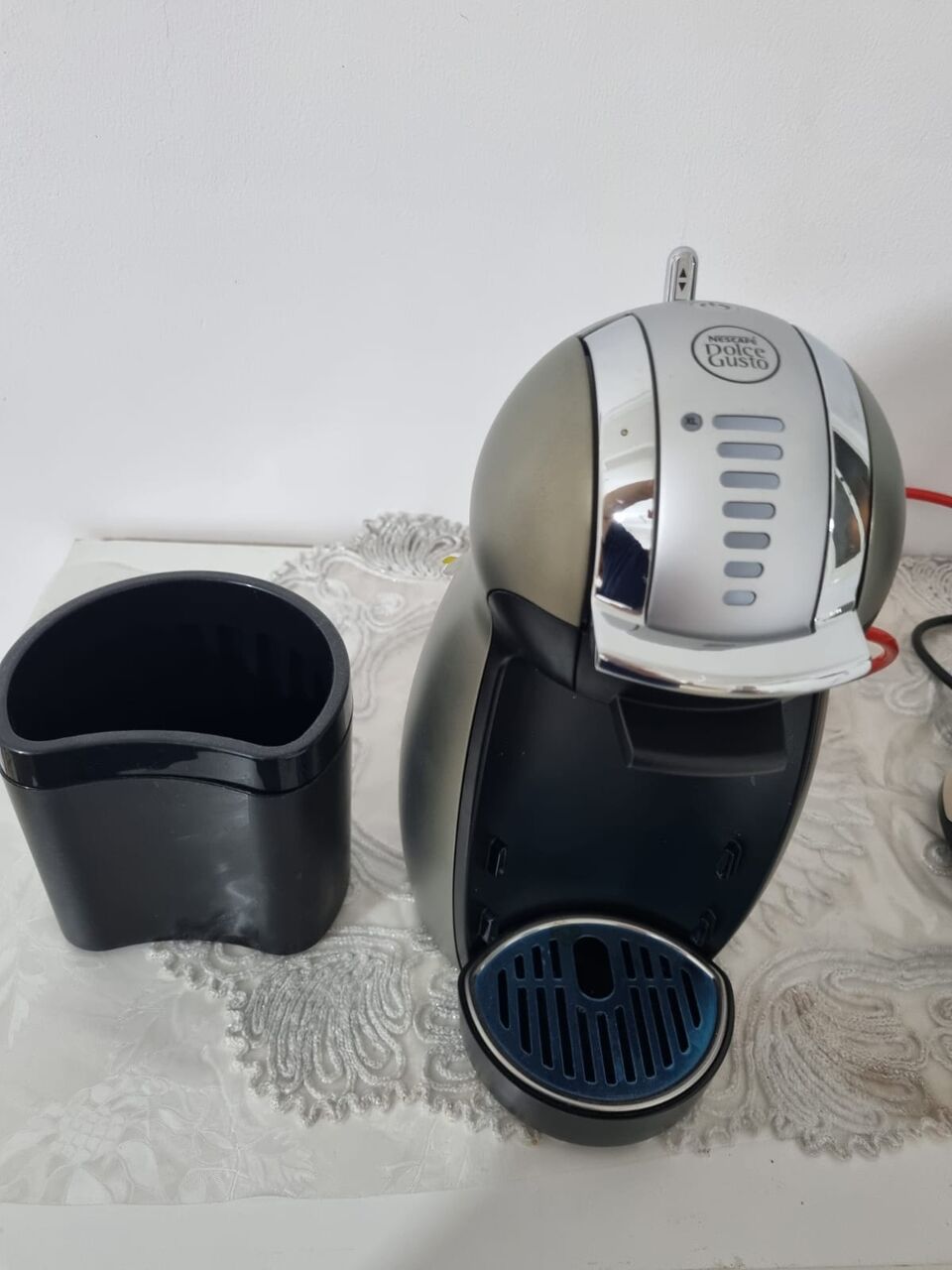 Jeddah, Furniture, SAR 350,  A Great Opportunity To Buy- Coffee Corner With 3 Coffee Machine In Excellent Condition