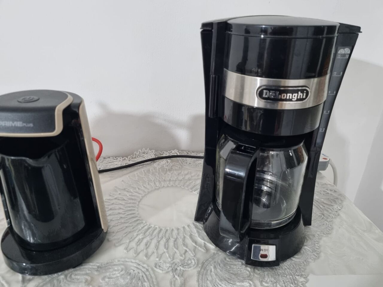 Jeddah, Furniture, SAR 350,  A Great Opportunity To Buy- Coffee Corner With 3 Coffee Machine In Excellent Condition
