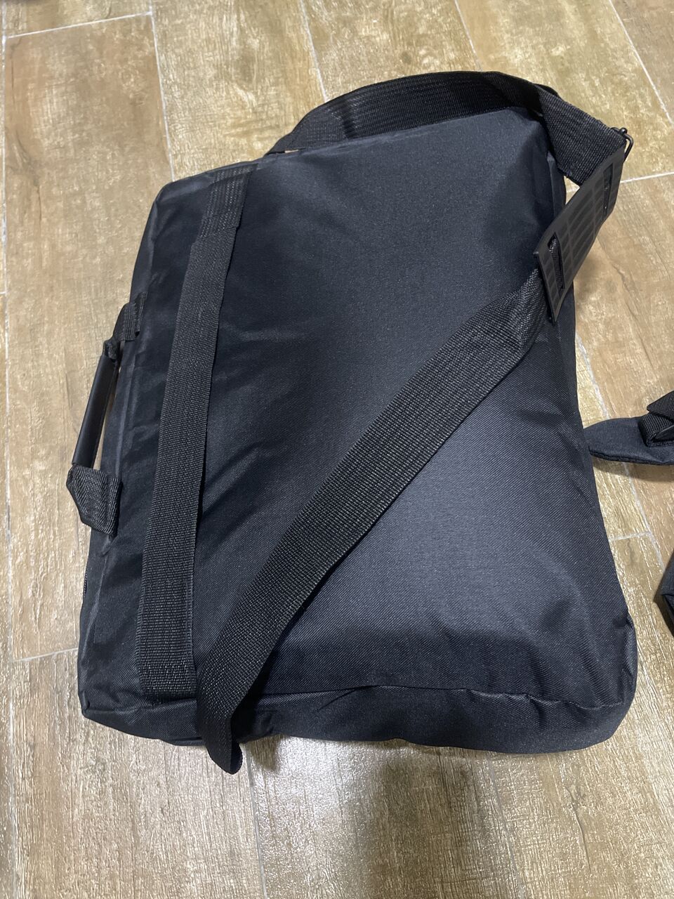Al Jubail Al Balad, Computers, SAR 50,  Hp Laptop Bag And Bag Pack (2pc)urgent Sale