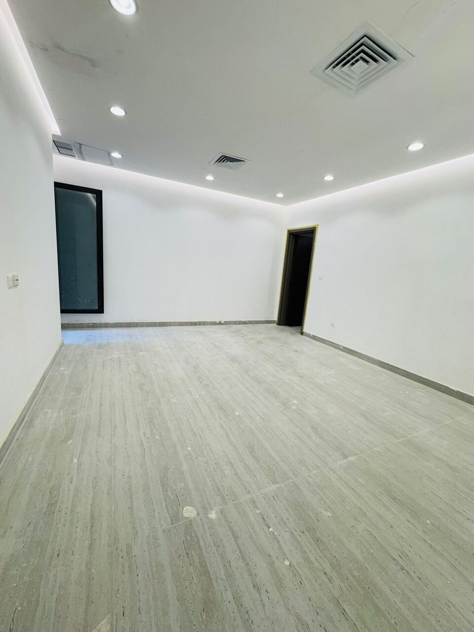 Salmiya, Apartments, Flats, Houses & Villas, KWD 700/month,  4 BR,  Basement Apartment For Rent In Salmiya, First Occupancy.