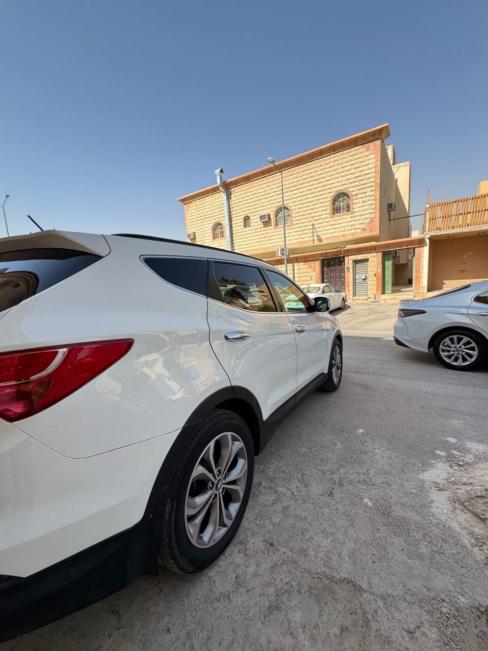 Riyadh, Vehicles, Cars & Trucks , SAR 2800,  Hyundai Santa Fe,  2013,  Automatic,  360000 KM,