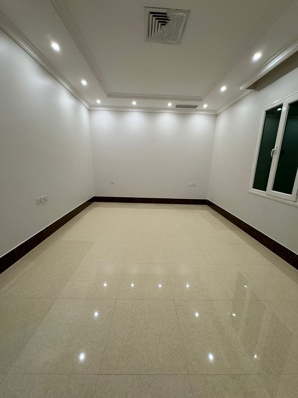 Rumaithiya, Apartments, Flats, Houses & Villas, KWD 800/month,  4 BR,  For Rent In Rumaithiya, Second Floor, 4 Rooms Including 2 Master Bedrooms.