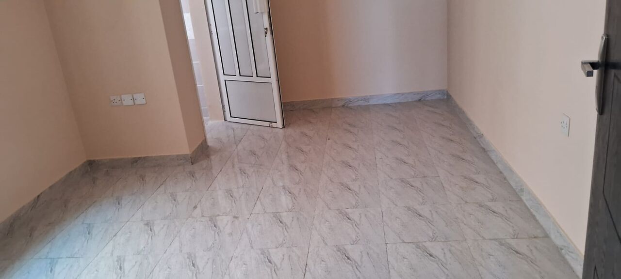 Zinj, Apartments, Flats, Houses & Villas, BHD 190/month,  3 BR,  3 Bedroom Unfurnished Apartment
