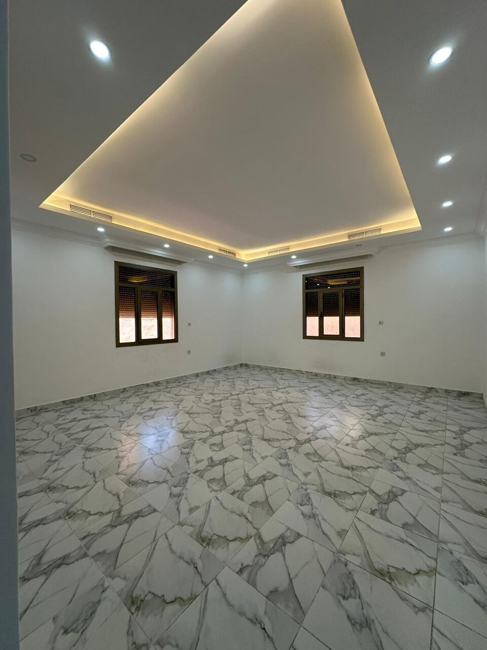 Rumaithiya, Apartments, Flats, Houses & Villas, KWD 570/month,  3 BR,  Ground Floor Apartment For Rent In Rumaithiya, Three Master Bedrooms.