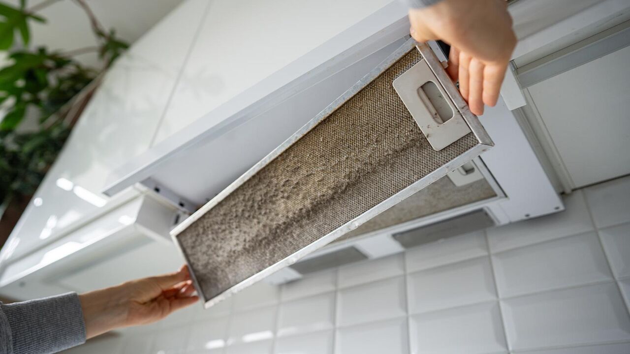 Dubai, Cleaning, AC Servicing Vs AC Duct Cleaning: Why You Need Both