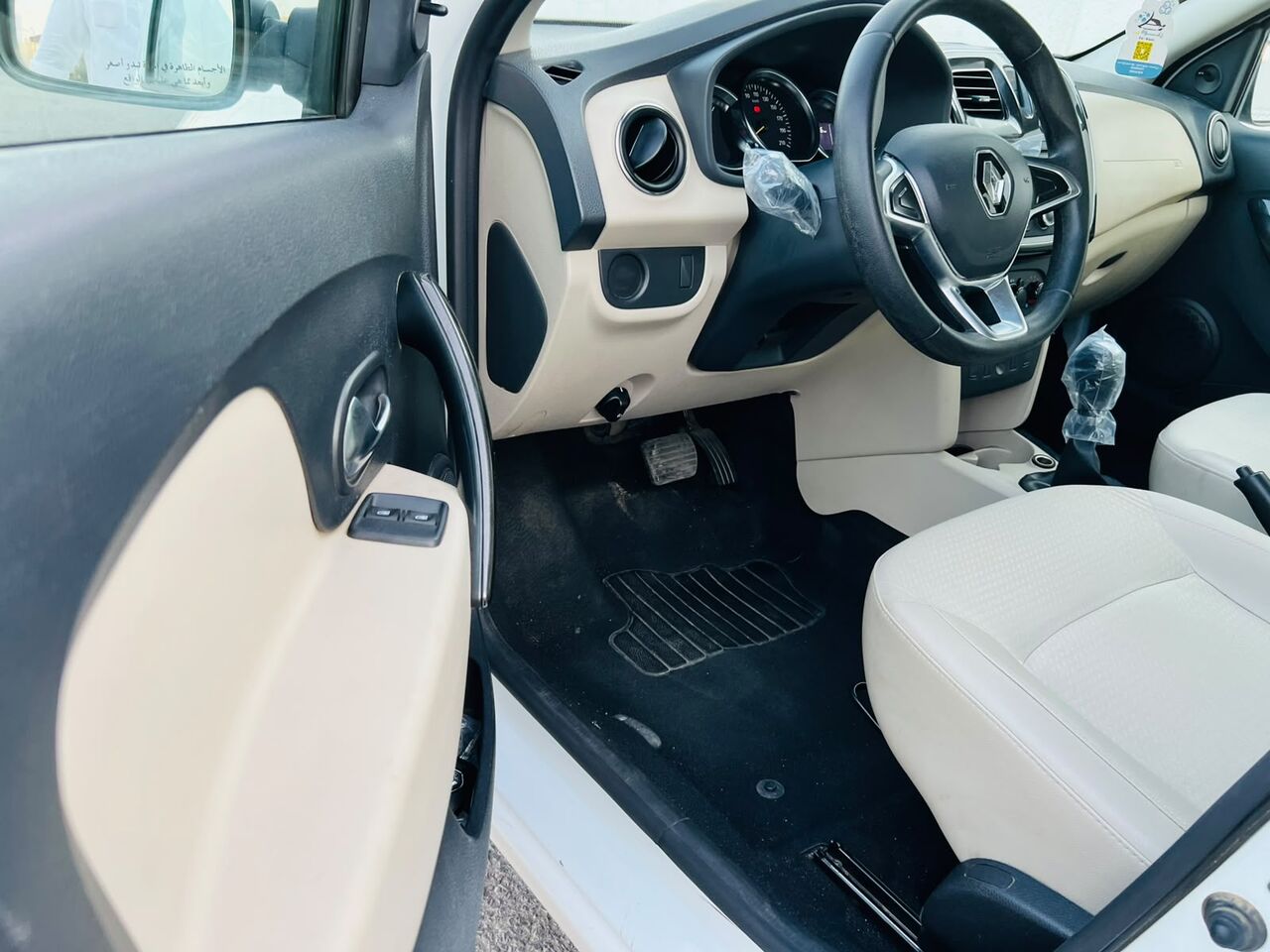 Jeddah, Vehicles, Cars & Trucks , SAR 27000,  Renault Symbol,  2020,  Automatic,  10000 KM,  VERY NEAT AND CLEAN&ndash; LOOKS JUST LIKE BRAND NEW!