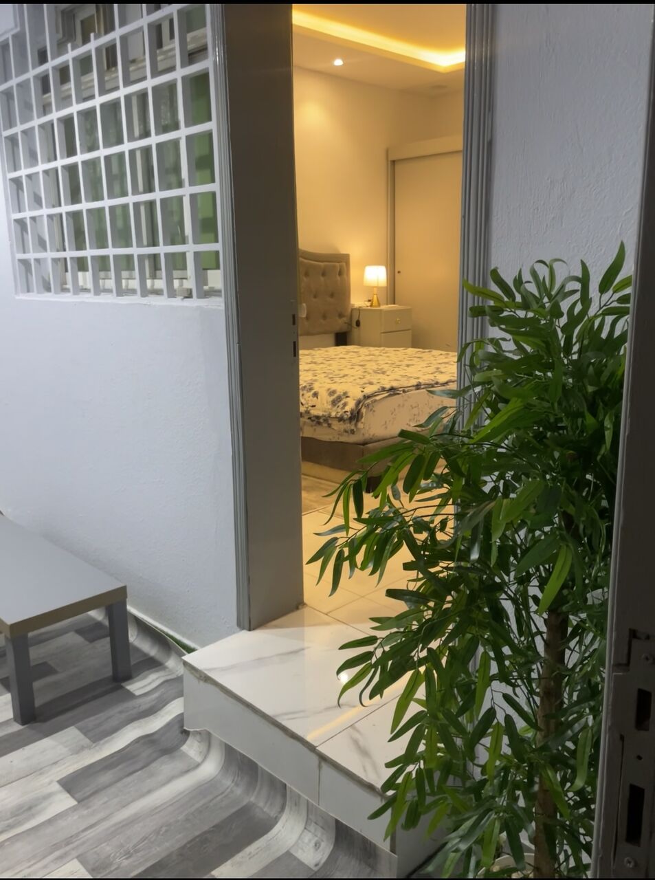 Olaya, Housing Exchanges, SAR 2000/month,  1 BR,  1 Sq. Meter,  For Rent Transfer (Tanaazul)
