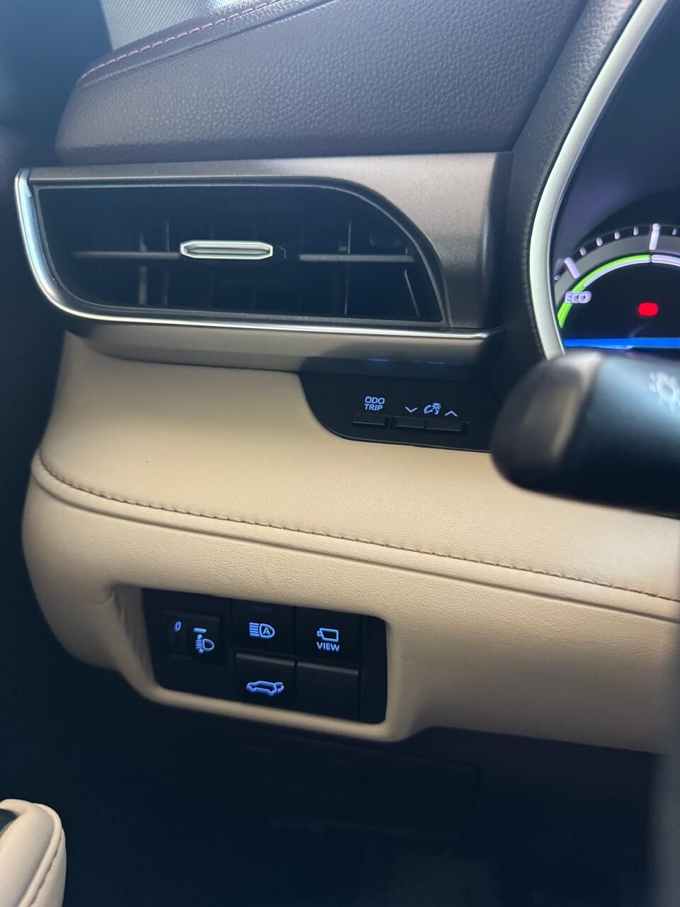 Dammam, Vehicles, Cars & Trucks , SAR 135000,  2022 Toyota Highlander Limited Hybrid AWD (Top Of The Line),  2022,  Automatic,  103000 KM,  🚗 FOR SALE –  Toyota Highlander Limited Hybrid AWD (Top Of The Line)