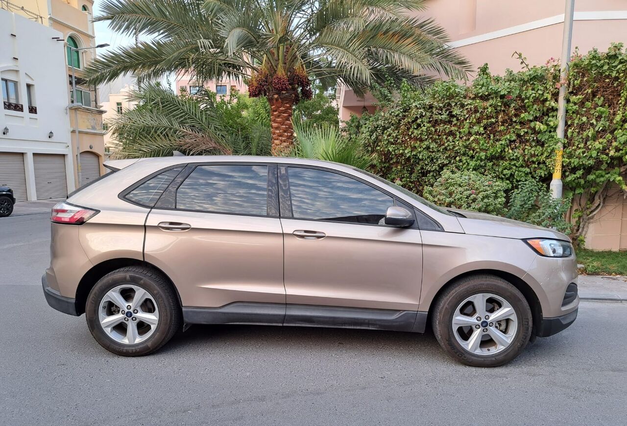 Riffa, Vehicles, Cars & Trucks , BHD 4950,  Ford Edge,  2020,  Automatic,  98000 KM,  Excellent Condition