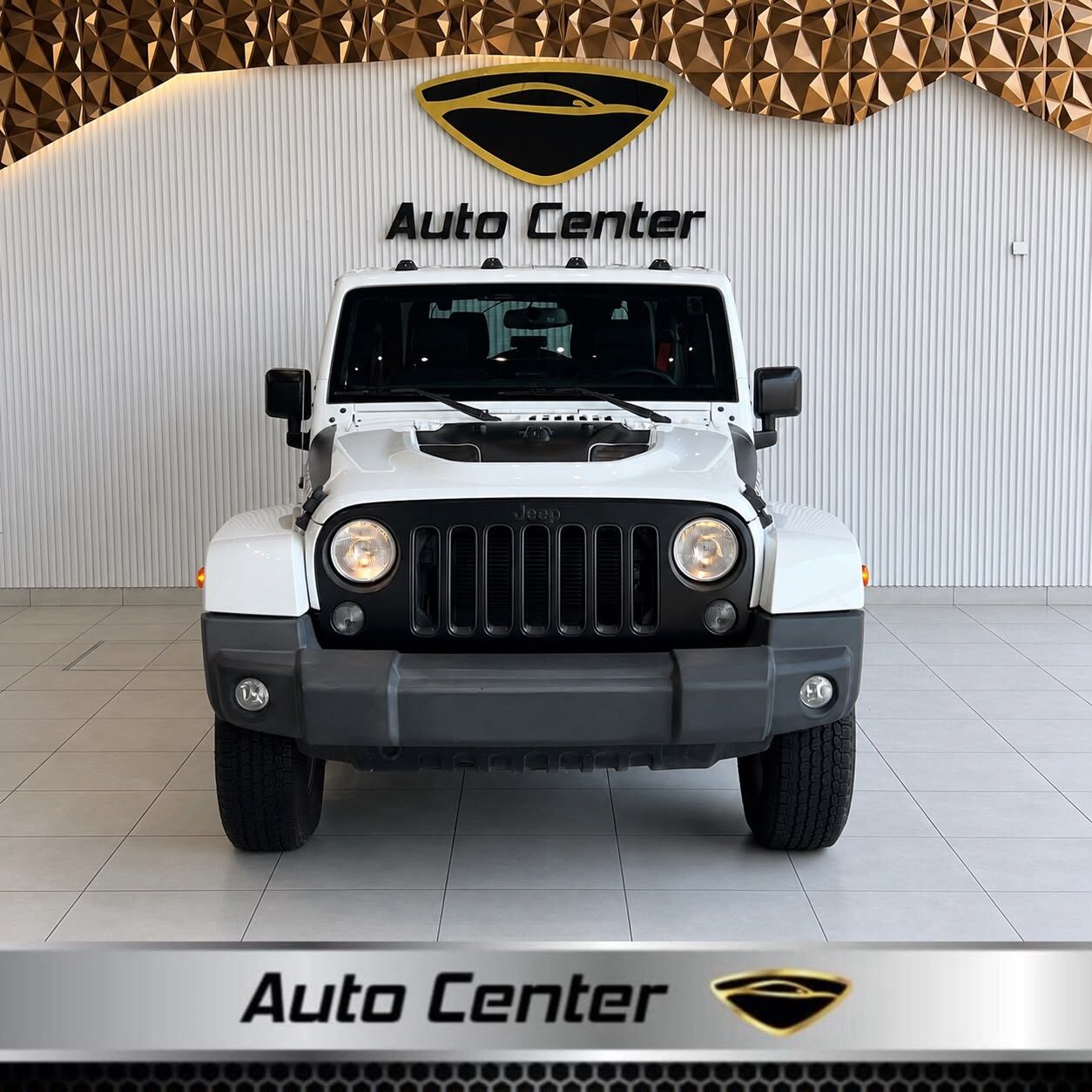 Riffa, Vehicles, Cars & Trucks , BHD 8500,  JEEP WRANGLER RUBICON RECON EDITION 2017 WHITE,  2017,  Automatic,  57000 KM,
