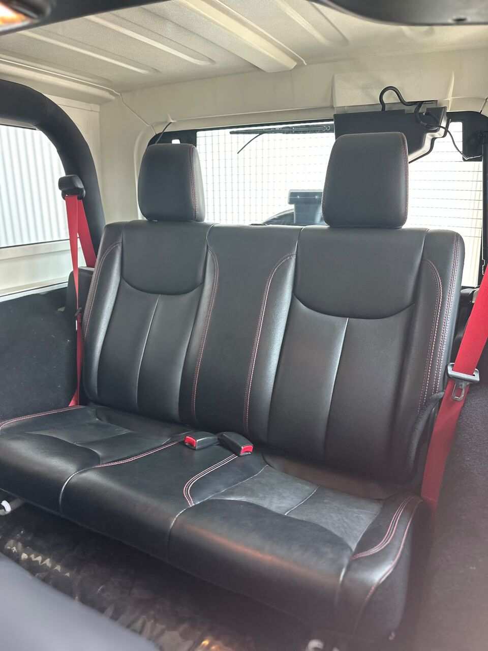 Riffa, Vehicles, Cars & Trucks , BHD 8500,  JEEP WRANGLER RUBICON RECON EDITION 2017 WHITE,  2017,  Automatic,  57000 KM,