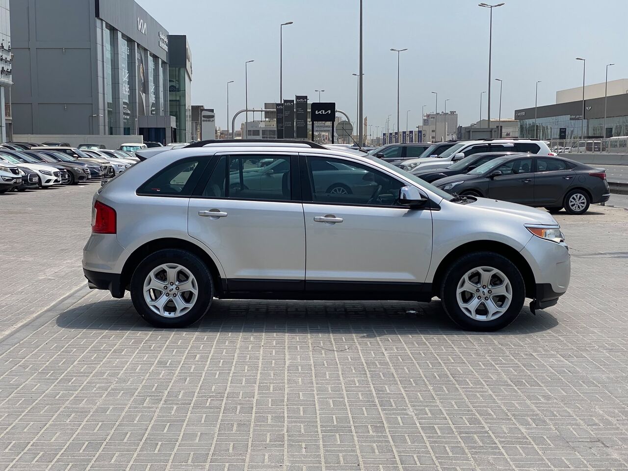 Manama, Vehicles, Cars & Trucks , BHD 2600,  Ford Edge SEL,  2014,  Automatic,  87450 KM,    (Silver)