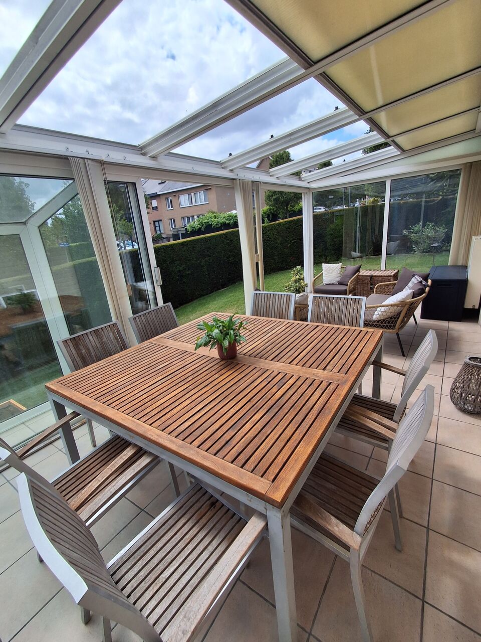 Brussels, Villas, EUR 2700,  Furnished,  242 Sq. Meter,  Furnished Villa &ndash; 3 Bed / 2 Bath / Garage &ndash; Garden